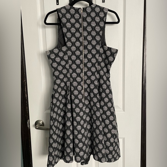 H&M dress - Picture 2 of 6